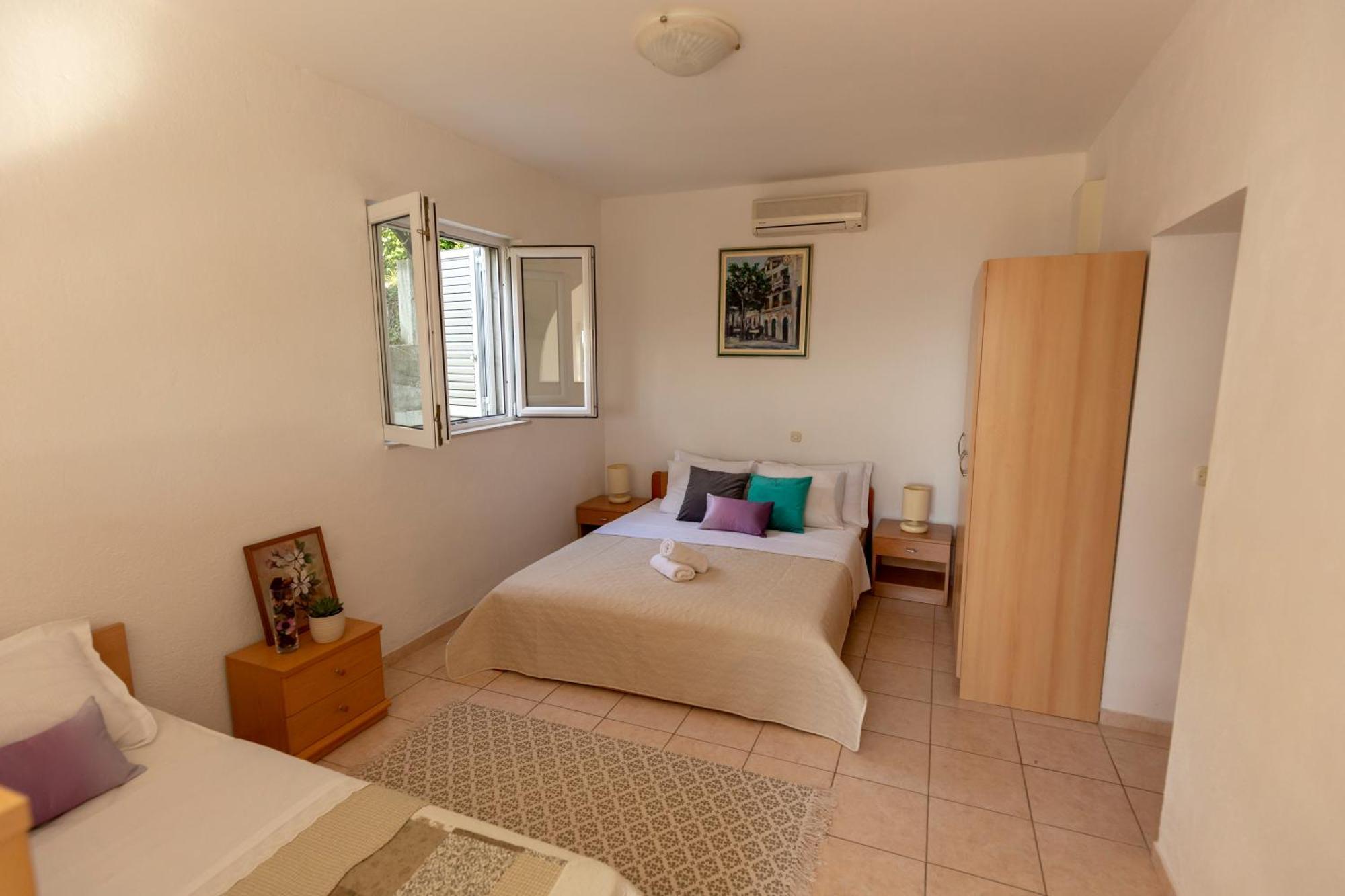 Apartmani Maja Tučepi エクステリア 写真